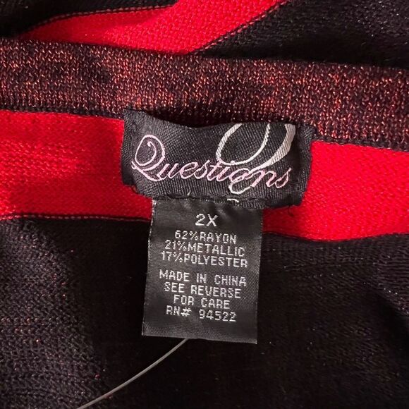 Questions Women's Red & Black Striped Cold Shoulder Sweater 2X metallic thread - Picture 4 of 13